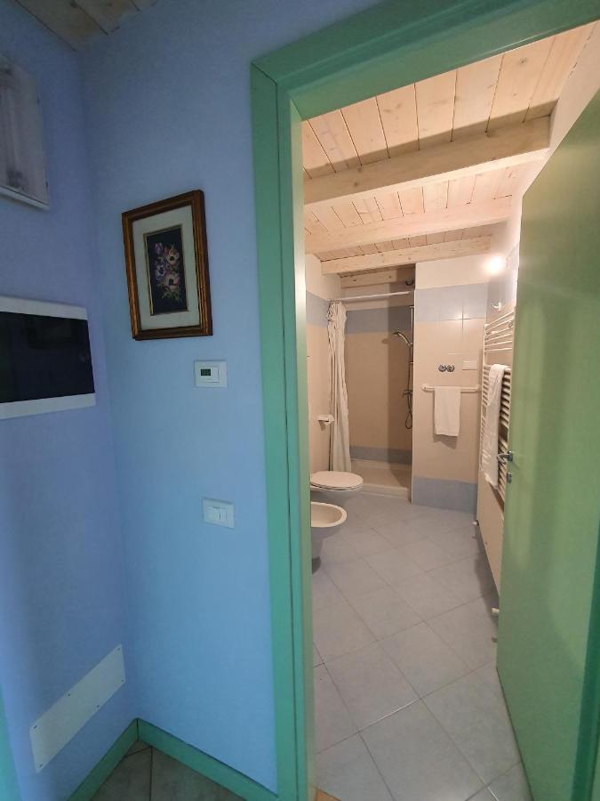 Residence Oasi Del Viandante Lake Como Bagian luar foto