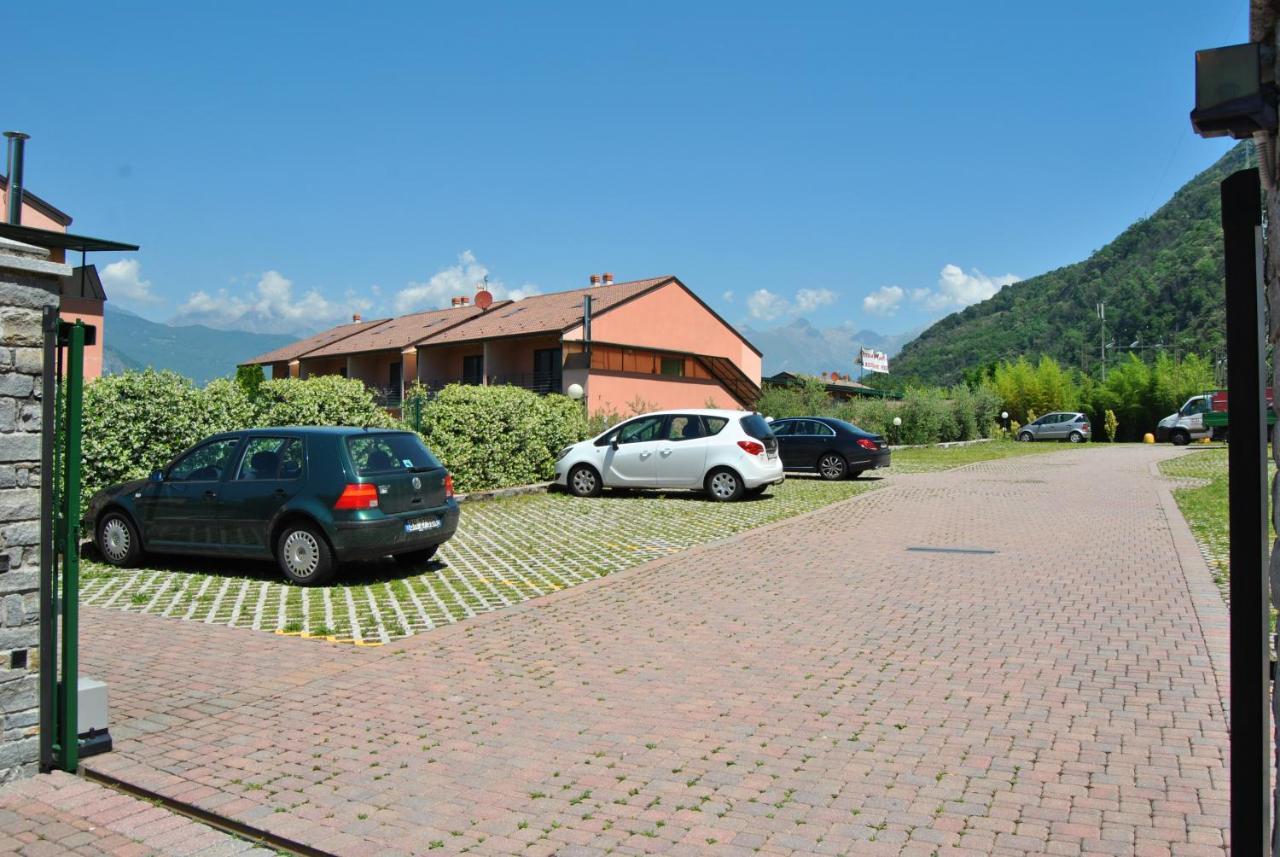 Residence Oasi Del Viandante Lake Como Bagian luar foto