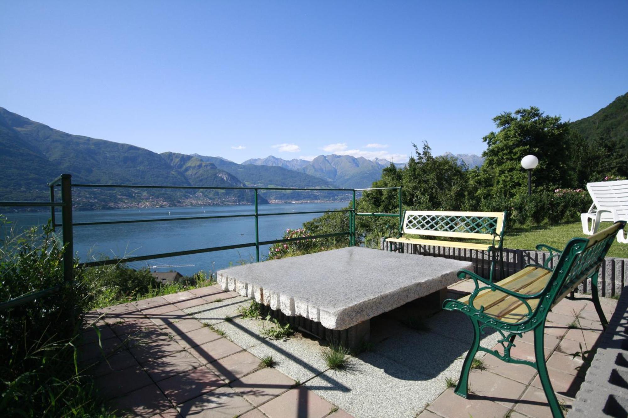 Residence Oasi Del Viandante Lake Como Bagian luar foto